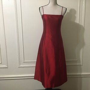 Simple Silhouette Red Midi Dress